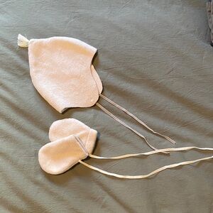 Makie Fleece Bonnet Cream with Green Tassel Baby Hat and Mittens Set 0-6 Months